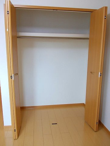 ドムス広面の収納|こまごまとしたものを収納できそうですね
