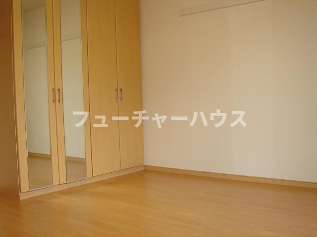 アーバン・ヒルズのその他|洋室