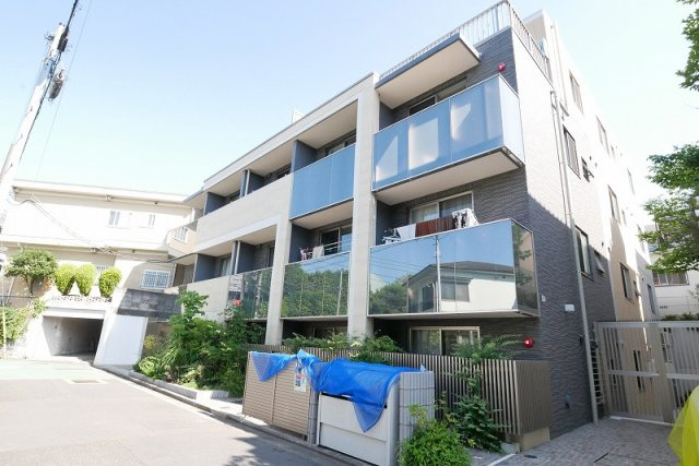 パティーナV代々木上原の外観