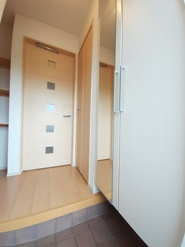 【玄関】 | プラージュ　Ａ