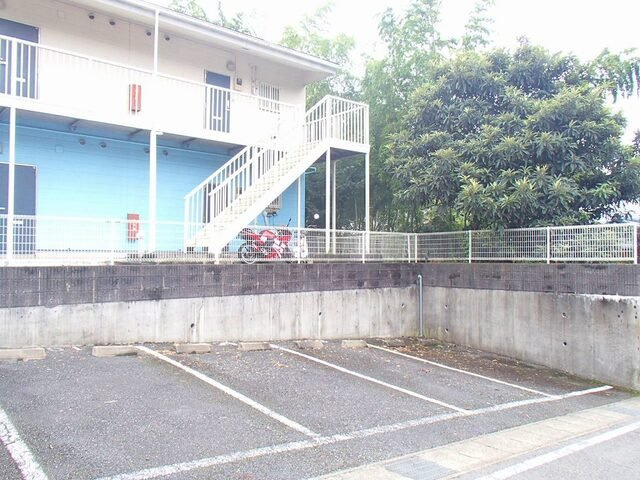 グラン・シャリオの駐車場