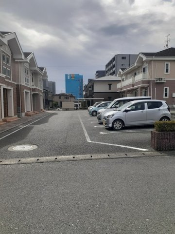 パークハイム大丸Ｈの駐車場