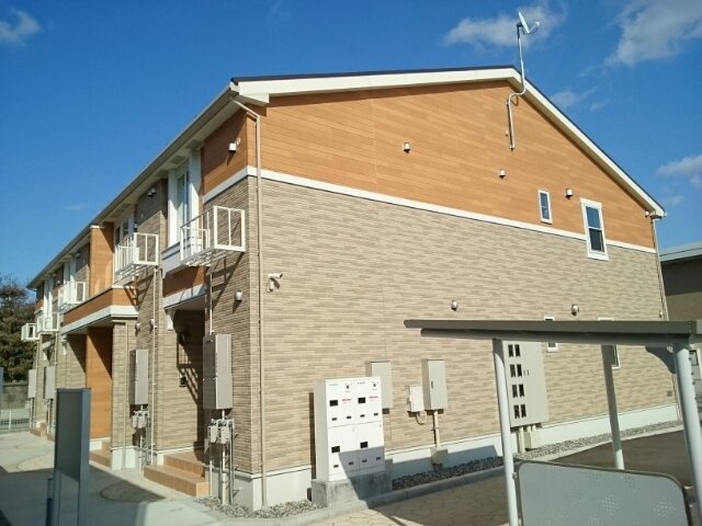 富山市婦中町田島のアパート