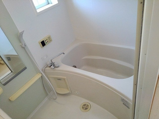 ＣＡＳＡ　ＹＯＳＨＩＺＵ　Ｂの浴室