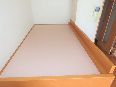 レオパレス御所の寝室|ベッドスペース