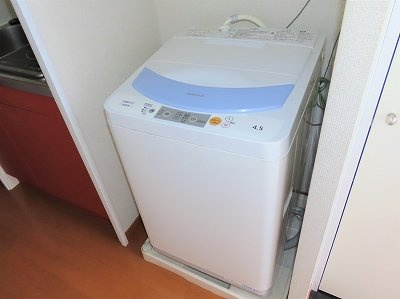 レオパレス御所のその他|洗濯機も付いています