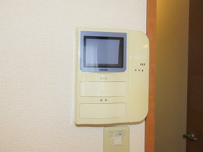 レオパレス御所のその他|モニター付きインターホンあり