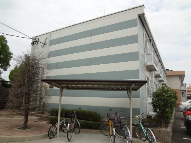 レオパレス三和Ⅱのその他|屋根付き駐輪場