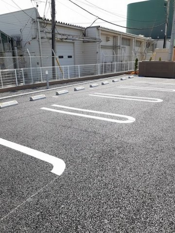 Ｍｔ．ＨＵＴＴ　青柳の駐車場