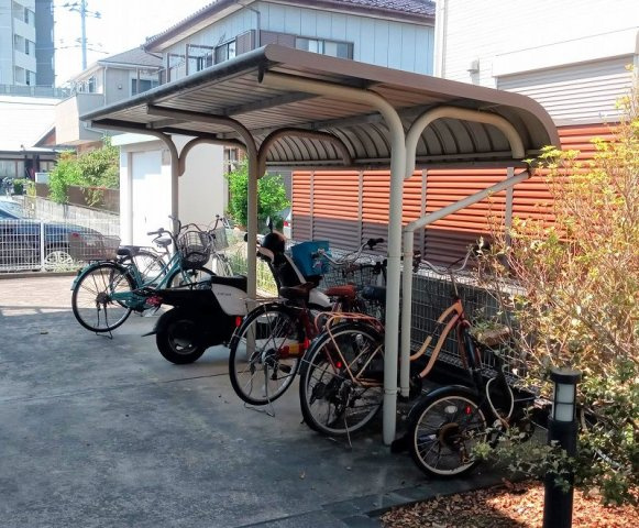 レオパレスクリーム館のその他|駐輪場
