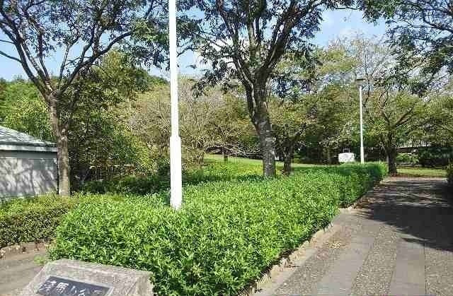 オリーブＢの周辺|浅間山公園まで1200m
