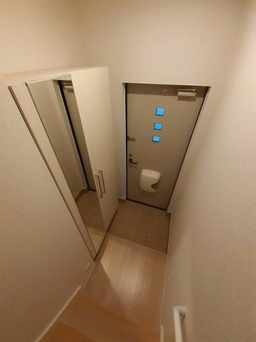 オリーブＢの玄関