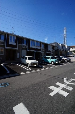 メゾン　シエル　フルールの駐車場