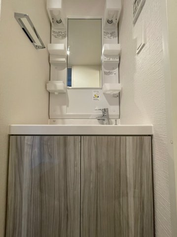 DIPS赤羽RESIDENCEの独立洗面台|使いやすい独立洗面台です