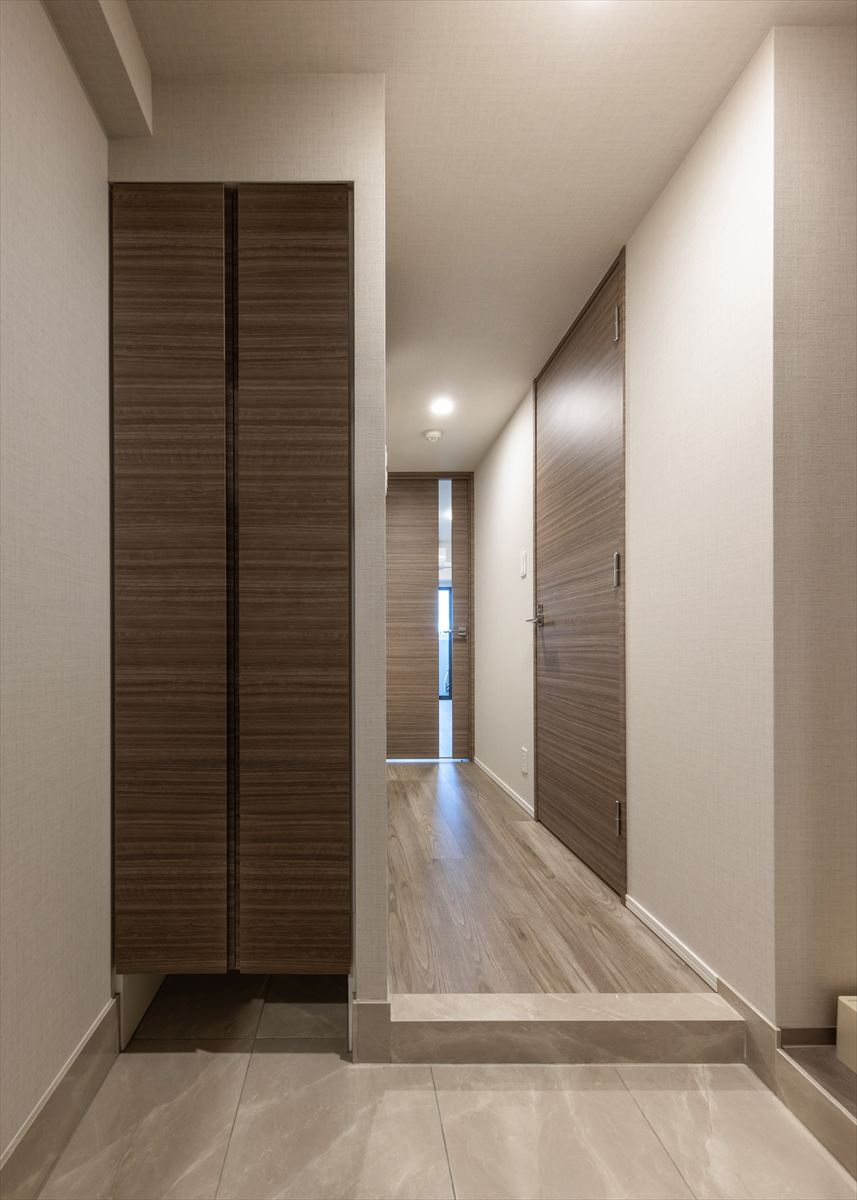 DIPS東十条駅前RESIDENCEの玄関|ゆったりとした玄関です