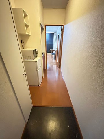 レオパレス琴の浦の玄関