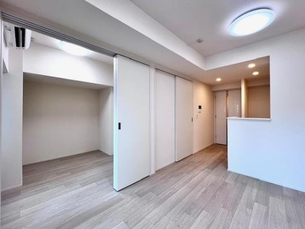 Ｂｒｉｌｌｉａ　ｉｓｔ　町屋の居間・リビング|こちらの居間で趣味の時間をお楽しみください
