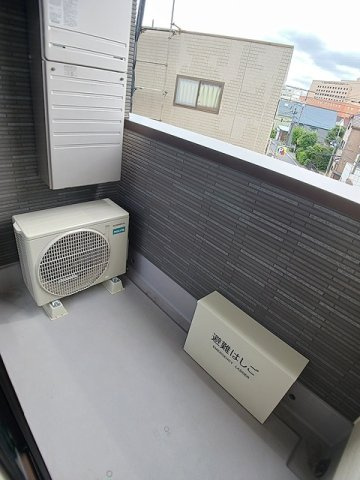 ナナラーピカケのバルコニー|バルコニーからの眺めを楽しみながら食事をしませんか