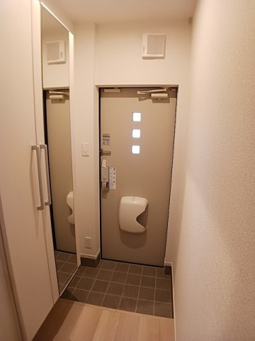 ナナラーピカケの玄関|落ち着いた玄関です