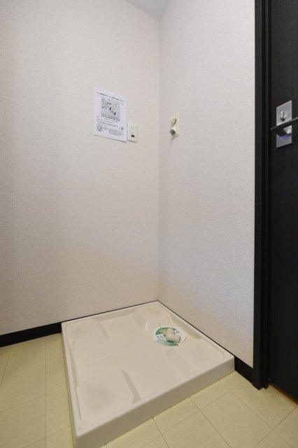 プレミアム三ノ輪の設備|室内洗濯機置場