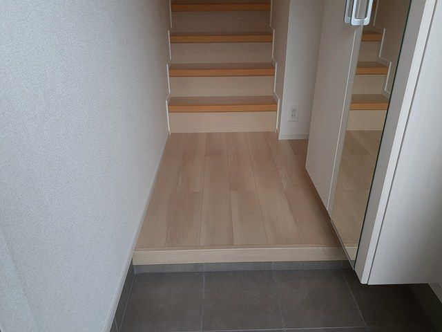 マリーポンジェＡの玄関