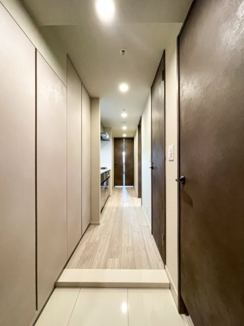 ロイヤルパークス有明の玄関|※写真は同タイプ住戸です。