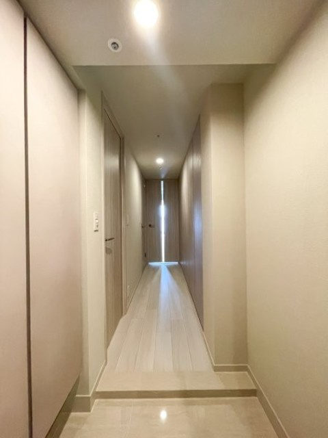 ロイヤルパークス有明の玄関|※写真は同タイプ住戸です。