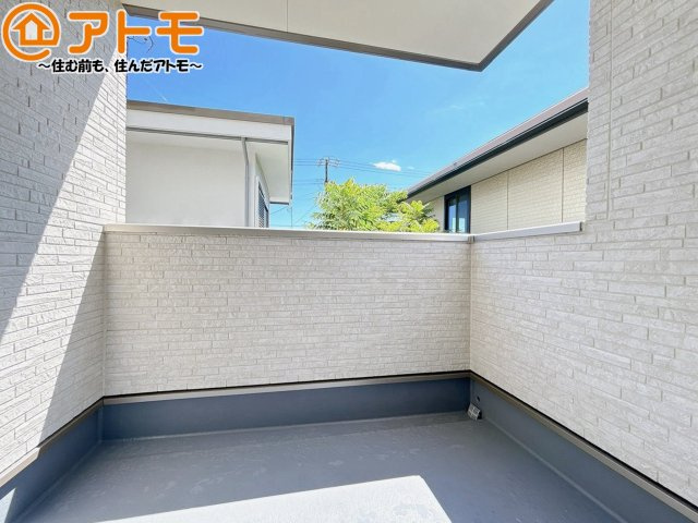 【バルコニー】 | 葵区水落町4期　新築戸建　全1棟 | 陽当りの良いバルコニーはお洗濯物はもちろんお布団もふかふかになります♪