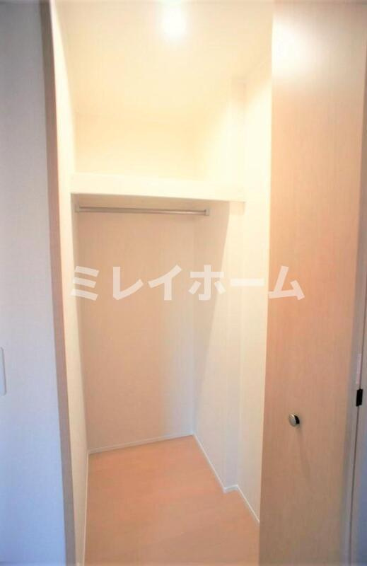 パストラーレ嶺町の収納