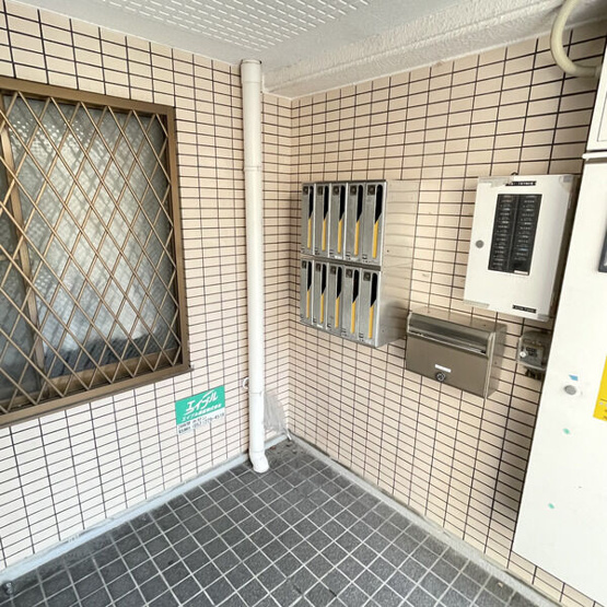 【エントランス】 | ファミール寿