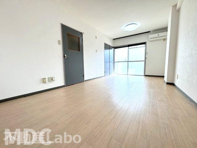 徳島市佐古四番町の賃貸マンションの洋室