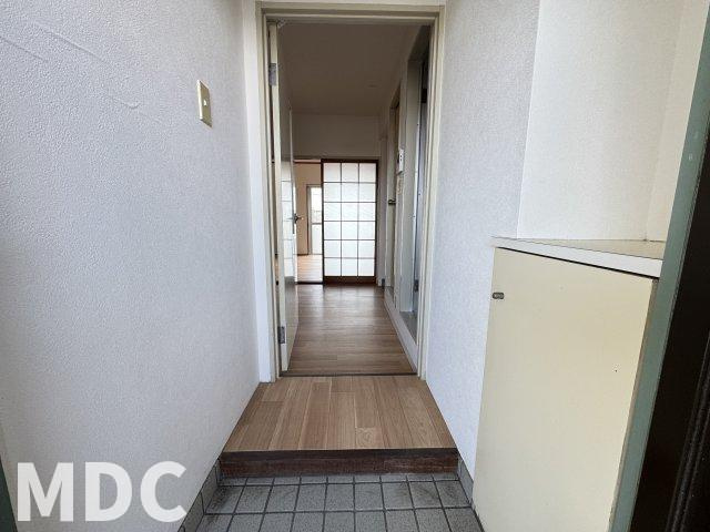 エグゼ松茂の玄関