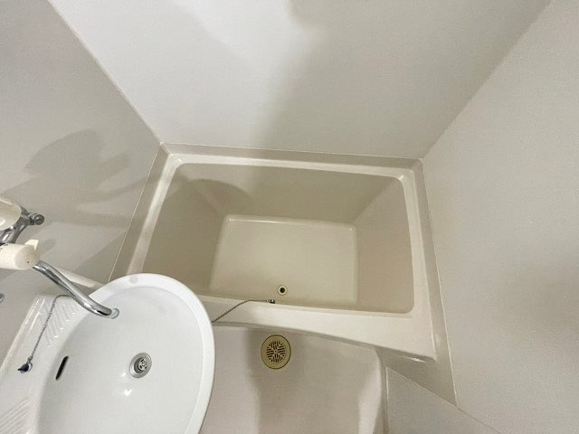 レオパレスフルールの浴室