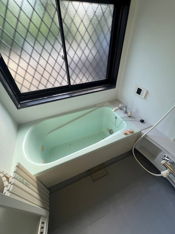桜木町2丁目貸家の浴室