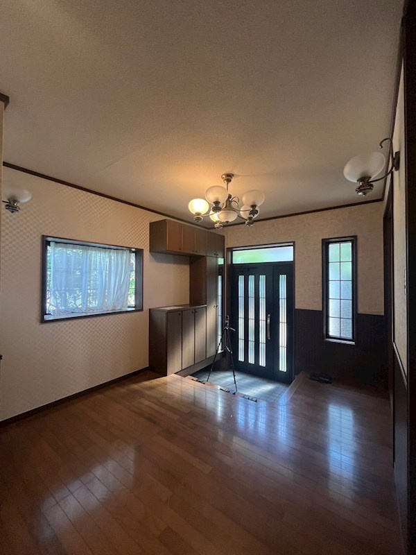 桜木町2丁目貸家のロビー