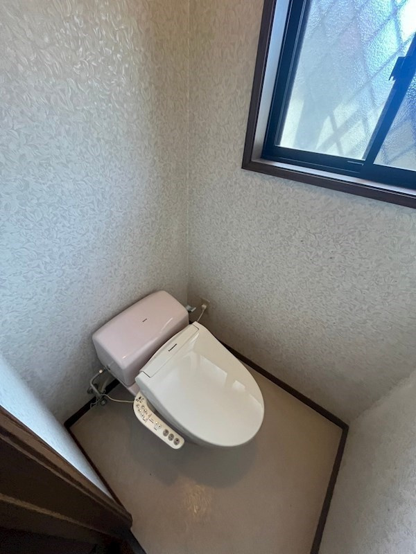 桜木町2丁目貸家のトイレ