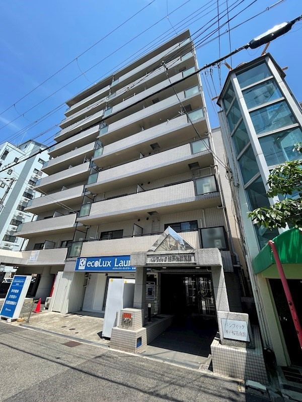 パシフィック神戸桜筋南館の外観