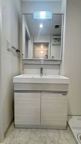 Live Casa県庁前の駐車場