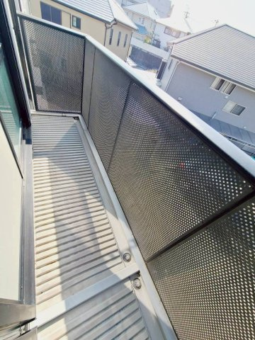 ファミール仁川Ⅳのバルコニー
