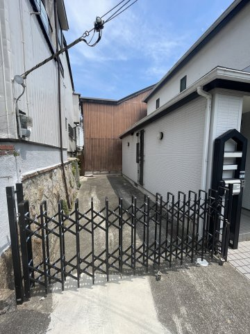清水町戸建の駐車場