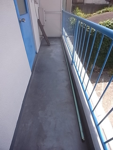 カーサ西山町のバルコニー