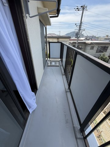 ビラ名谷Ａ棟のバルコニー