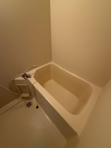 ビラ名谷Ｂ棟の浴室