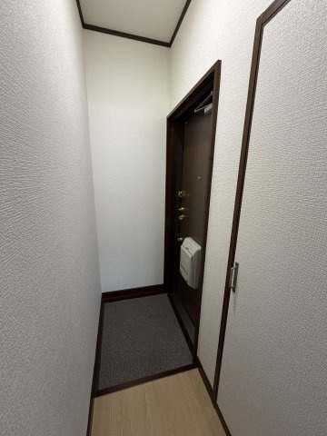 ビラ名谷Ｂ棟の玄関