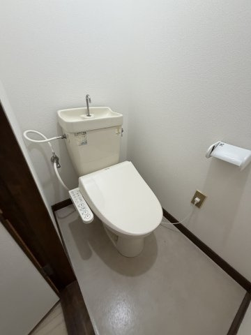 ビラ名谷Ｄ棟のトイレ