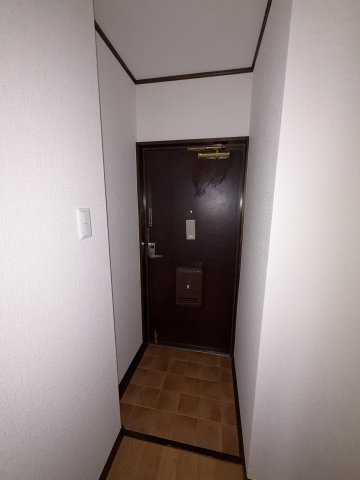 ビラ名谷Ｄ棟の玄関