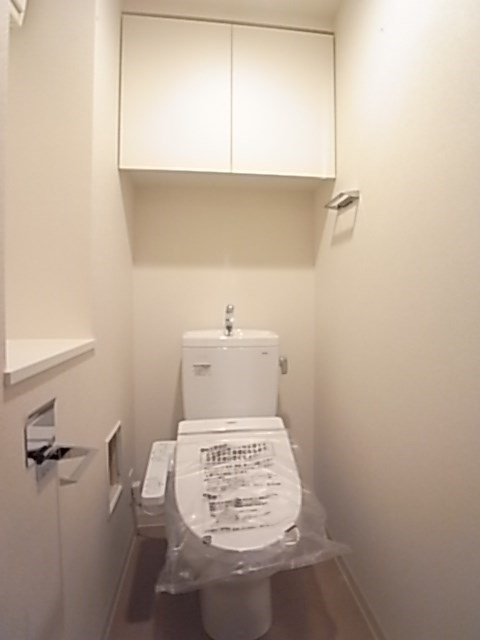 プレサンスTHE神戸のトイレ|トイレもきれいです
