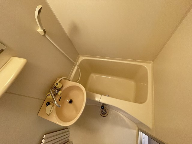クレアコート産所町の浴室