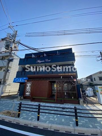 オーガスタコートの外観