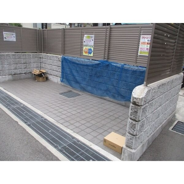 リベール東灘青木の外観
